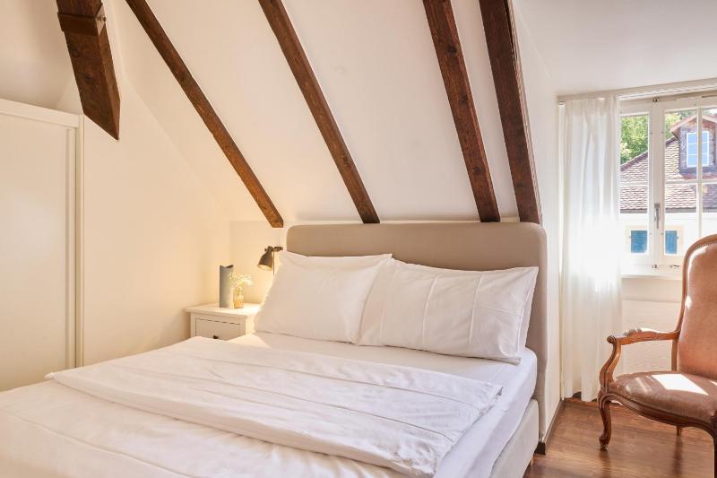 Double Room image 4