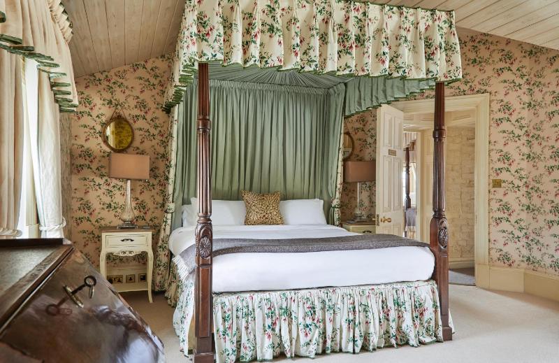 Shackleton House image 2