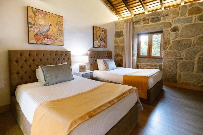 Suite with Balcony image 4