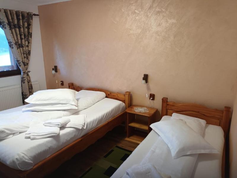 Double Room with Extra Bed and Private External Bathroom image 1