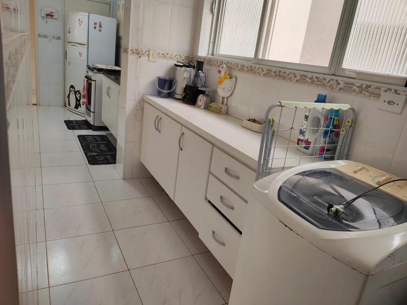 Apartamento no Guaruja lindo e a 300 metros da praia da enseada - image 3