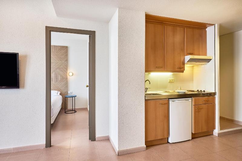 Comfort Apartment image 3