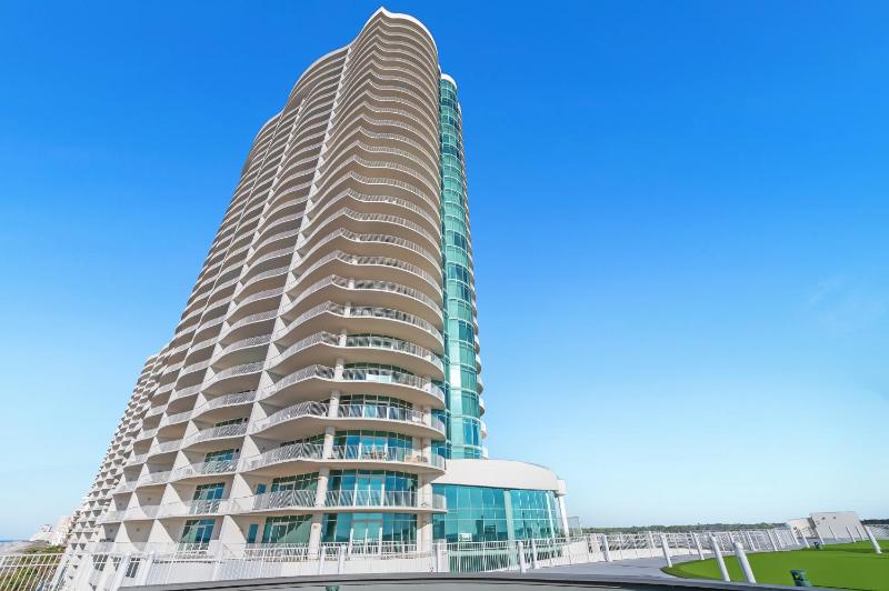 Turquoise Place Unit 802D - image 8