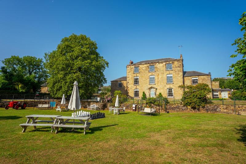 Six-Bedroom House- The Farmhouse Southwing image 4