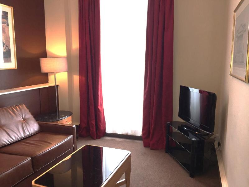 Junior Suite image 4