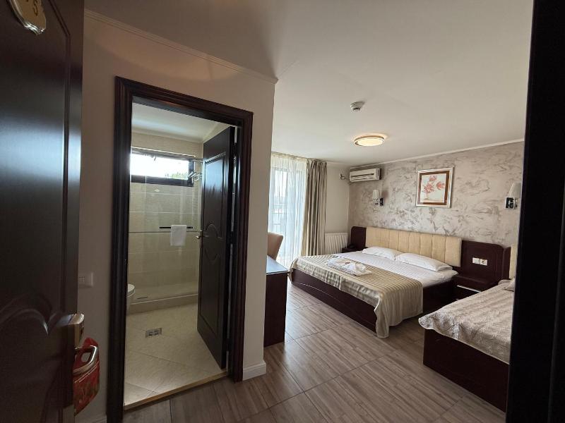 Hotel Mondial - Eforie Nord - image 2