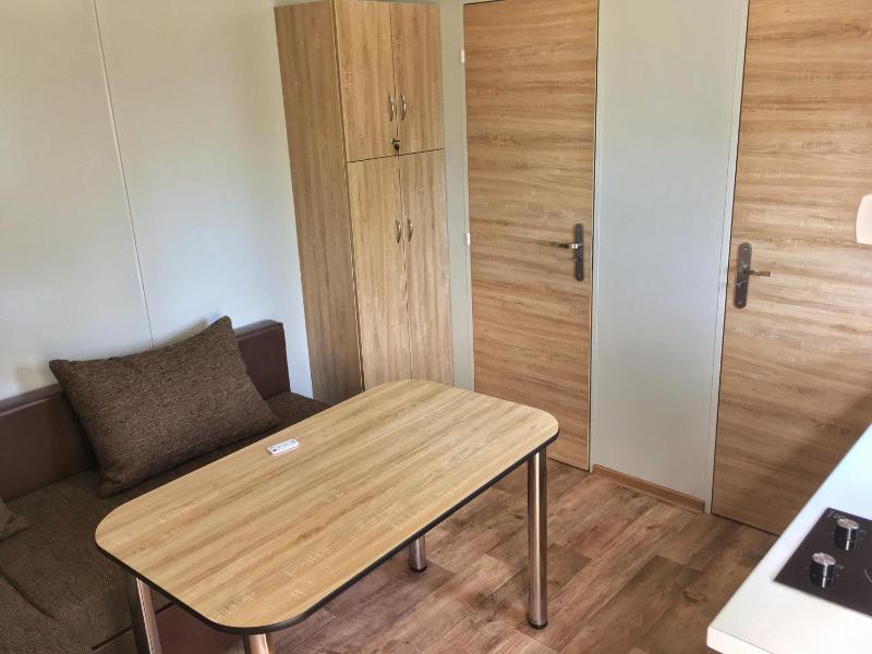 Mobile Home image 3