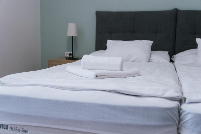 Apartment image 4