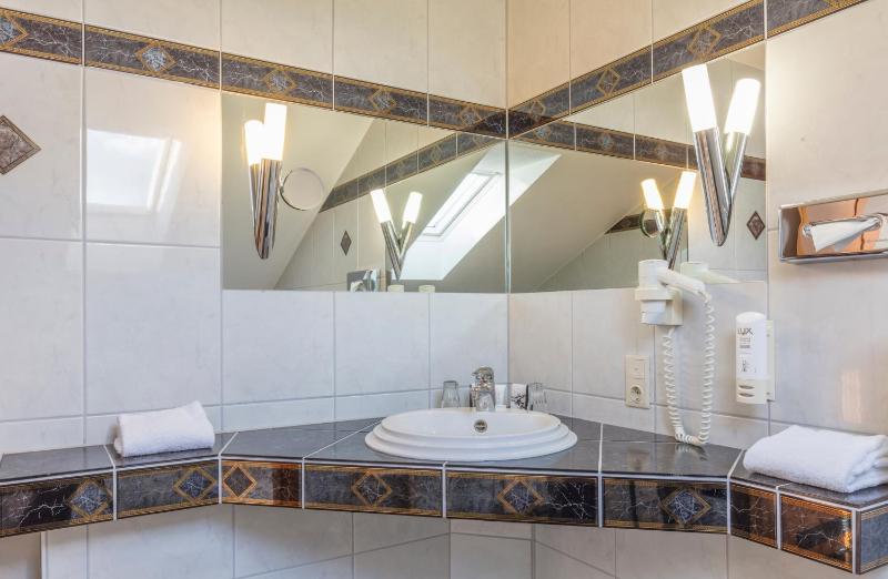 Deluxe Double or Twin Room (no dogs allowed)  image 2