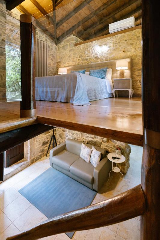 Deluxe Villa image 4