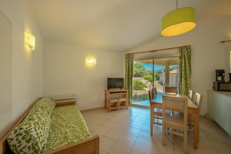 Four-Bedroom Villa (8 Adults) image 3