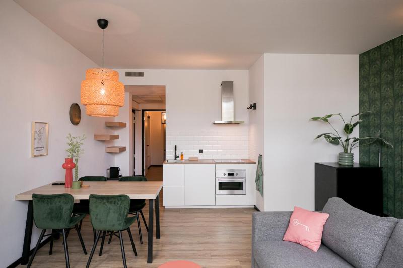 One-Bedroom Apartment image 1