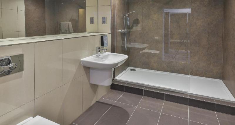 Standard Single Room image 4