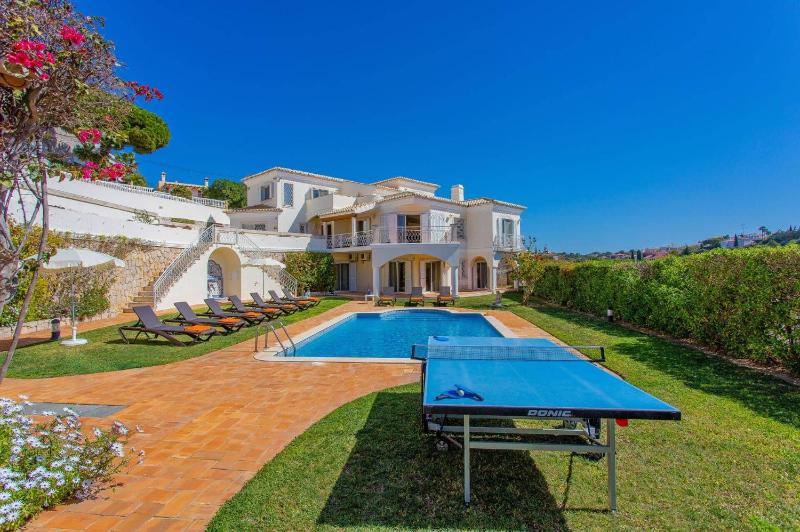 Villa Tess by Villa Plus - image 11