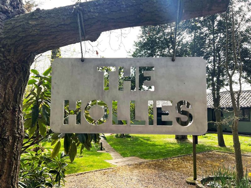 The Hollies Shepherds Hut by The Suffolk Cottage Collection - image 11