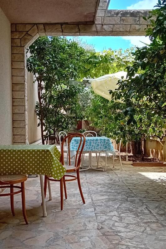 Apartments with parking space Makarska - 22633 - image 23