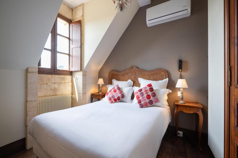 Standard Double Room image 1