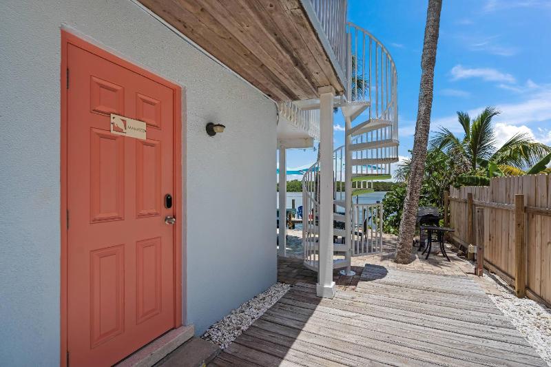 Coastal Breeze Siesta (C) - Manatee - image 6