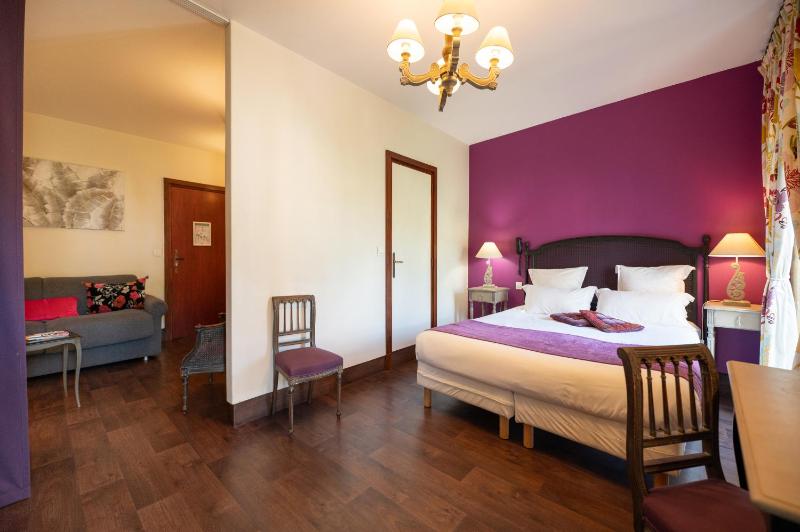 Comfort Room image 2