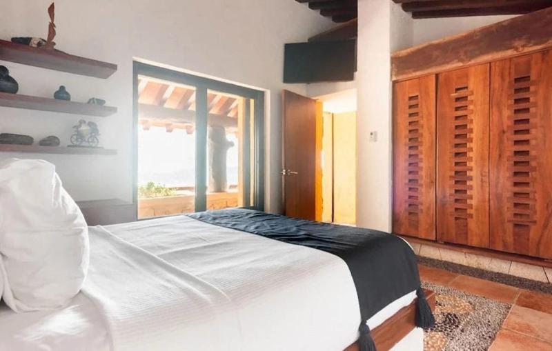 Beachfront Xaman Ha villa 3 with 11 bedrooms! - image 31