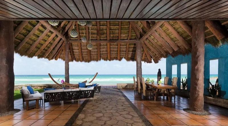 Beachfront Xaman Ha villa 3 with 11 bedrooms! - image 16