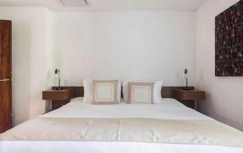 Beachfront Xaman Ha villa 3 with 11 bedrooms! - image 38