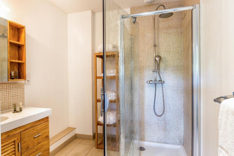 Superior Apartment (2 Adults + 2 Children) with Spa Access image 3