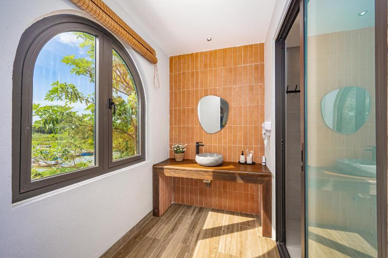 Alana Riverside Retreat - image 6