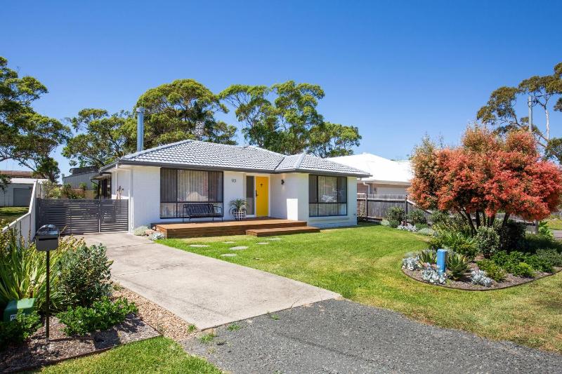 Lemon Drop - Short Walk to Beach - image 16