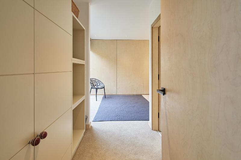 Sleeper Cottage - image 10