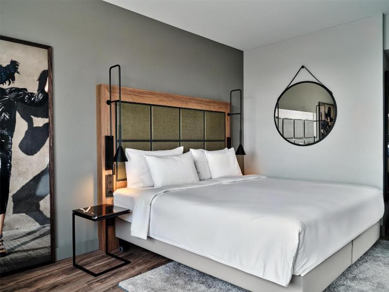 Standard Room image 1