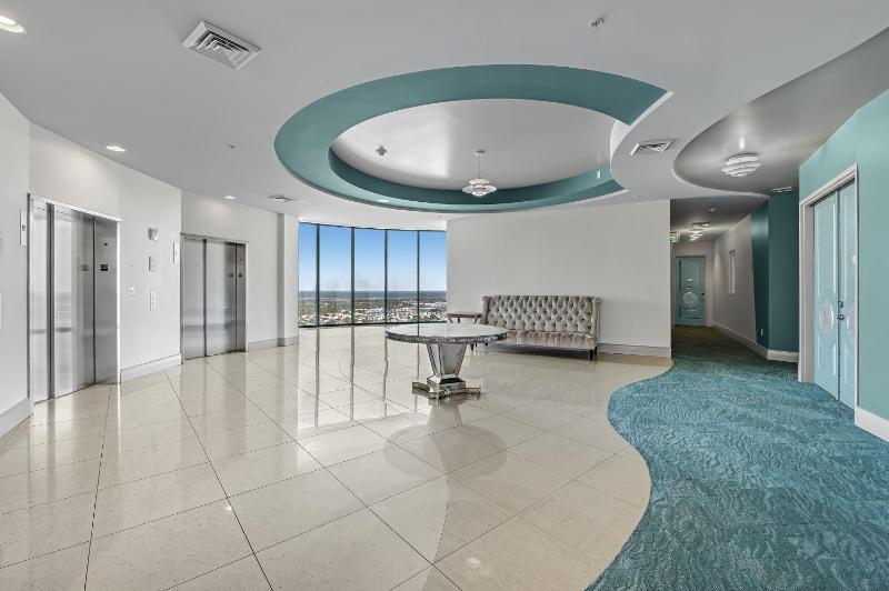 Turquoise Place Unit 802D - image 28