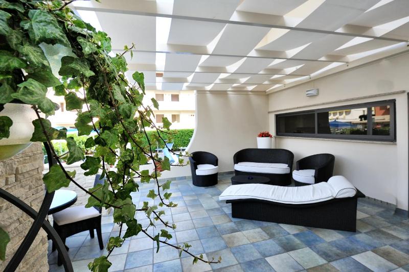 Hotel Life - Natural Style Rimini - image 46