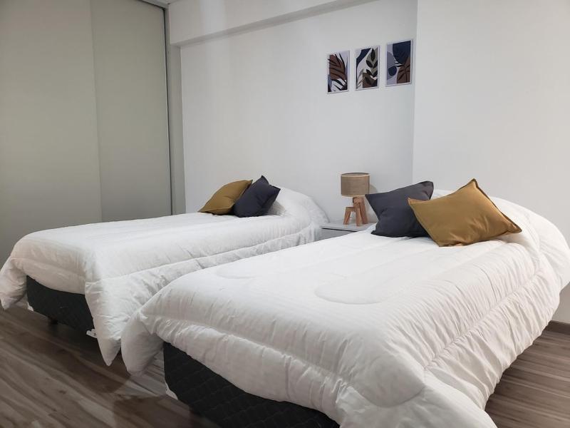 Excellent apartment in a quiet corner of the city - image 6