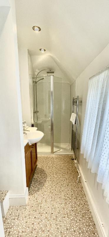 Superior Twin Room image 4
