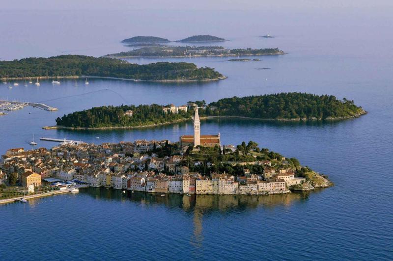 One-Bedroom Apartment in Rovinj I - image 14
