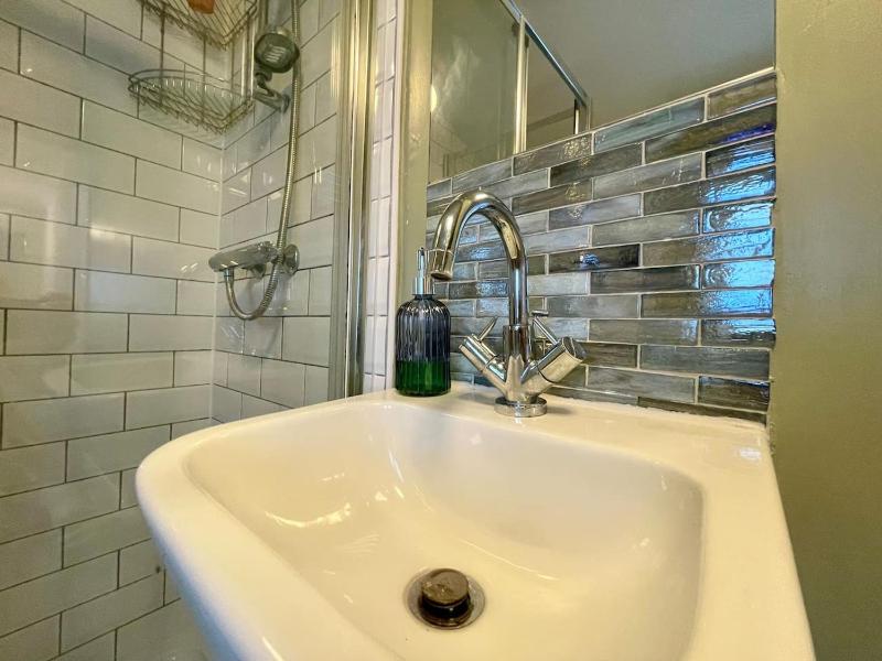 Beautiful 2-bed Apartment In The Heart Of The City - image 20