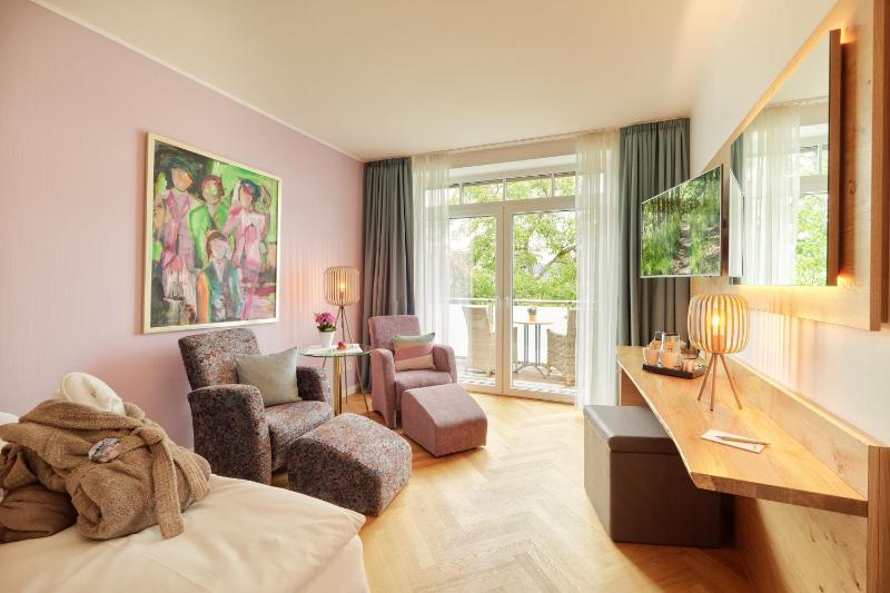 Comfort Double Room with Balcony image 1