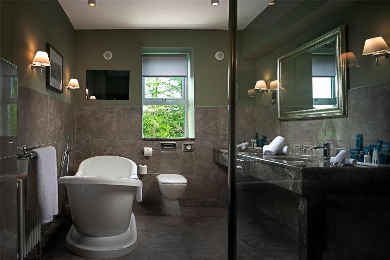 Presidential Suite image 4