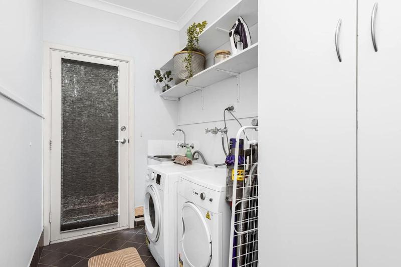 Classic Australian Charm - image 14