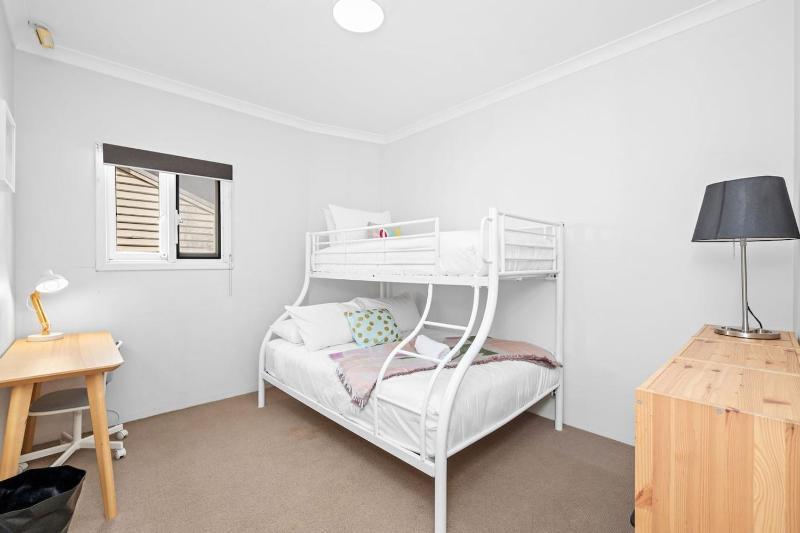 Classic Australian Charm - image 3