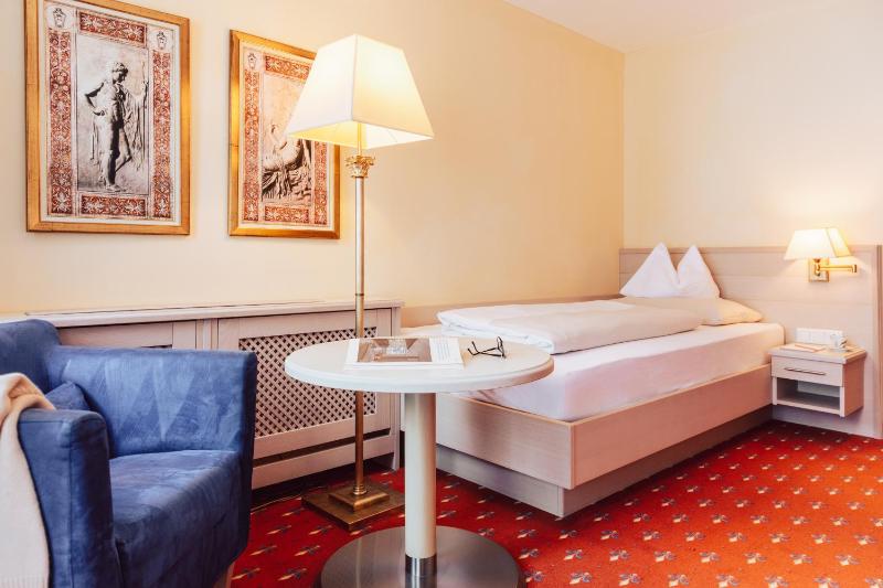 Single Room image 1