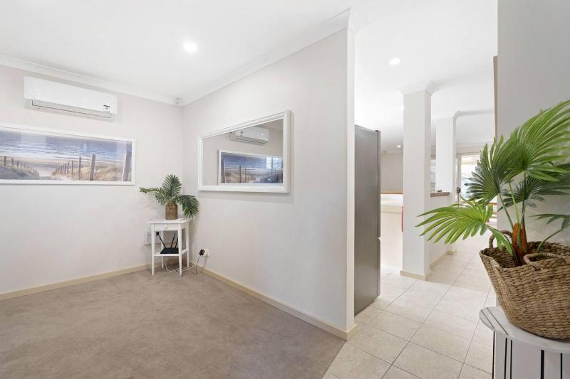 Rivervale Family Retreat Quiet 3BR Home Near Swan - image 7