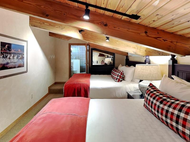 Timberline Condominiums 1 Bedroom plus Loft Deluxe Unit A3C - image 13