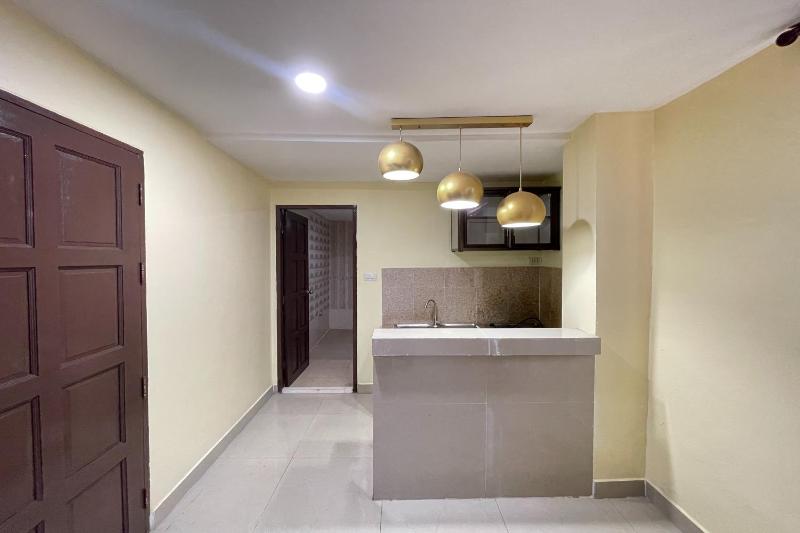 Lucky Inn Suite Pattaya - image 3