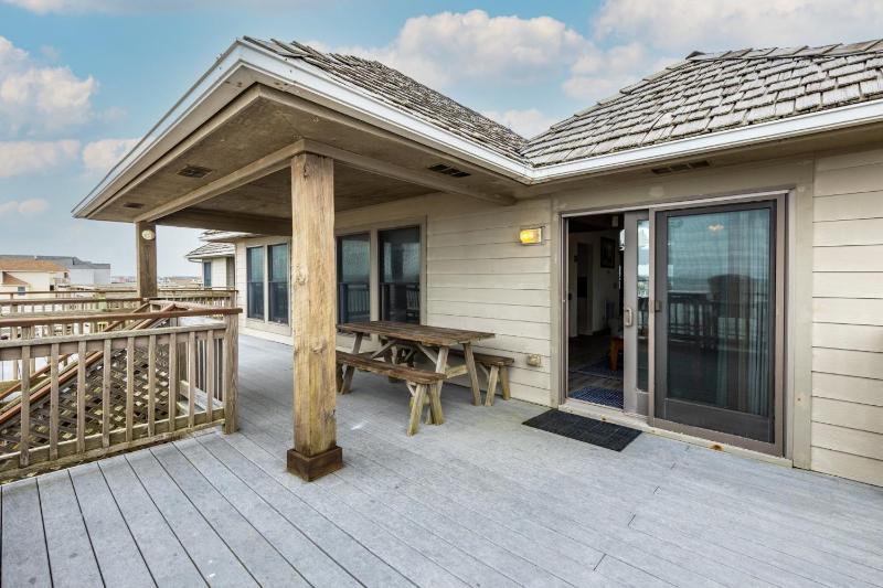 SCR3B - Seas the View (formerly Scrimshaw Penthouse) - image 23