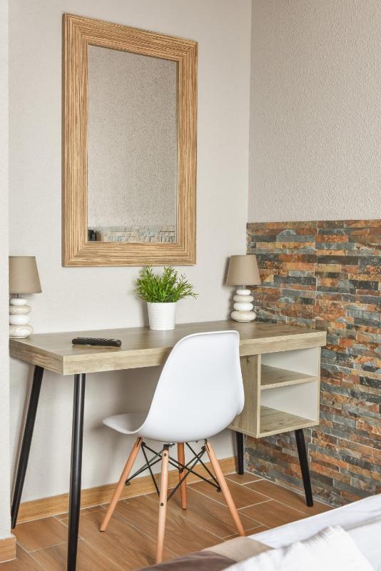 Superior Double Room with Sea View image 4