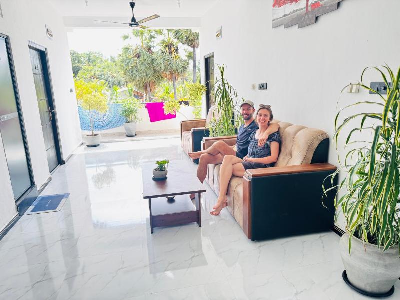 Sunbreeze Guest House - image 1