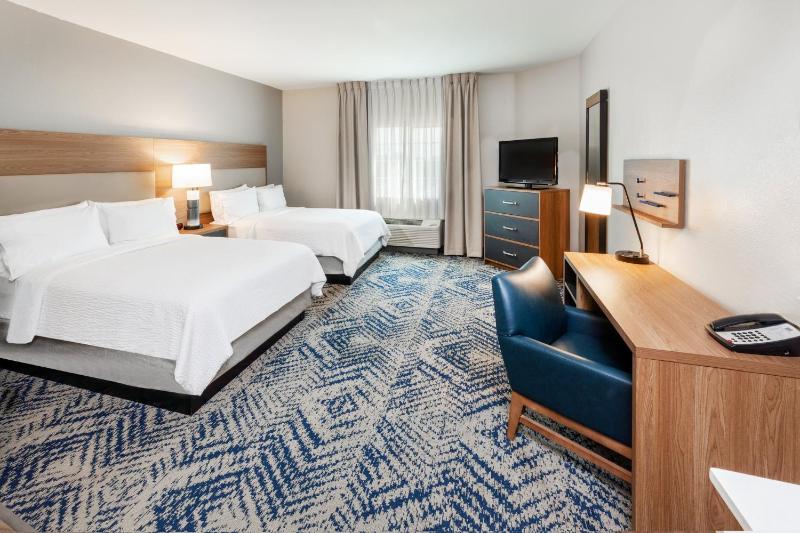 Studio Suite with Two Double Beds image 2