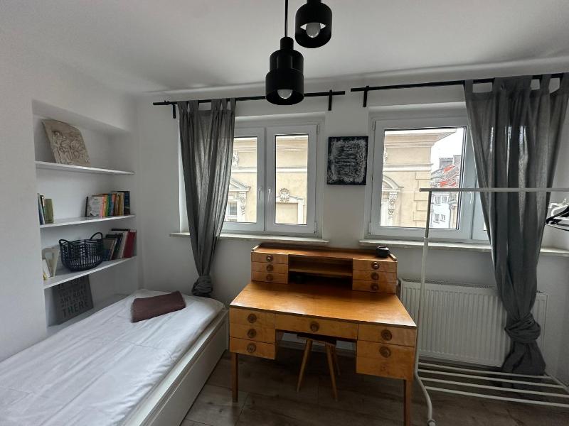 Apartment image 4